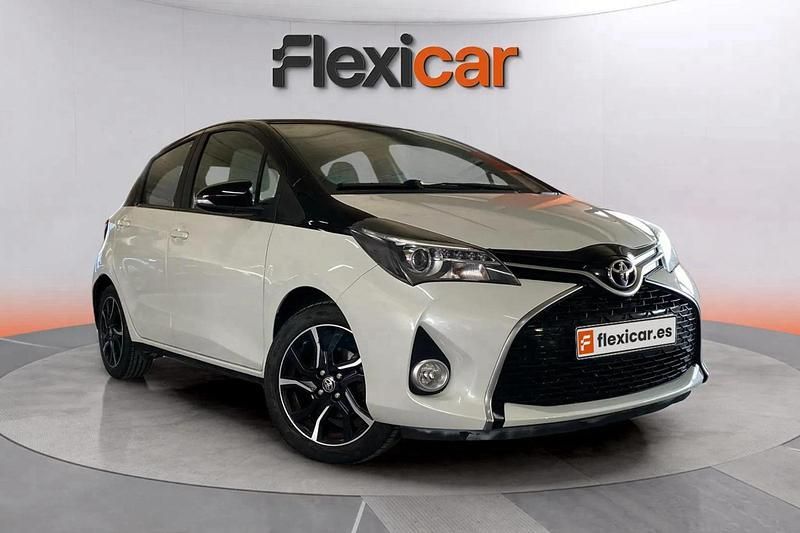 Blanco Usado 2016 Toyota Yaris Berlina | 11.490 € (Un poco caro) - Imagen 1/4