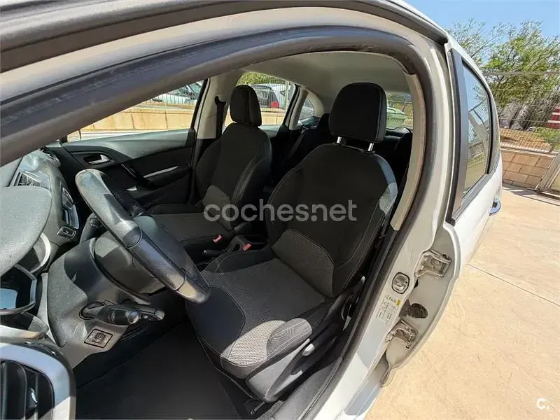 Usado Citroën C3 68 CV (50 kW) 2014 Blanco Berlina