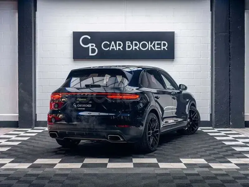 Usado Porsche Cayenne 462 CV (339 kW) 2018 Negro SUV