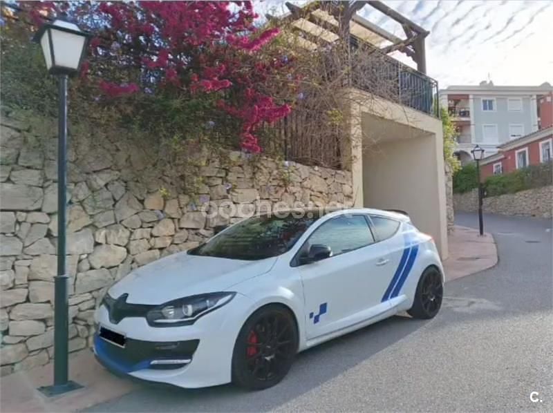 Usado Renault Mégane Trophy 275 CV (202 kW) 2014 Blanco Coupe