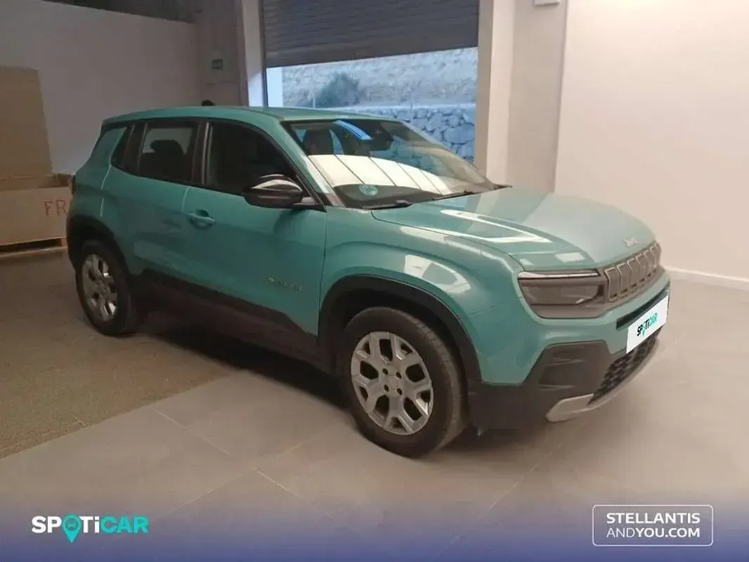 Usado Jeep Avenger Altitude 101 CV (74 kW) 2024 Azul SUV