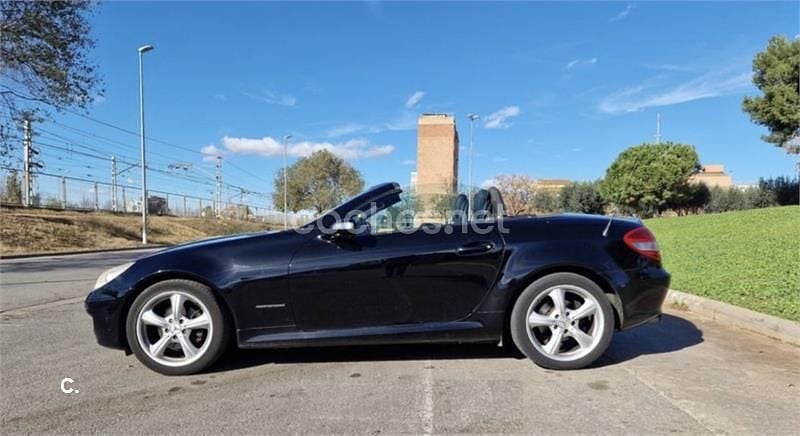 Usado Mercedes SLK200 163 CV (119 kW) 2004 Negro Descapotable