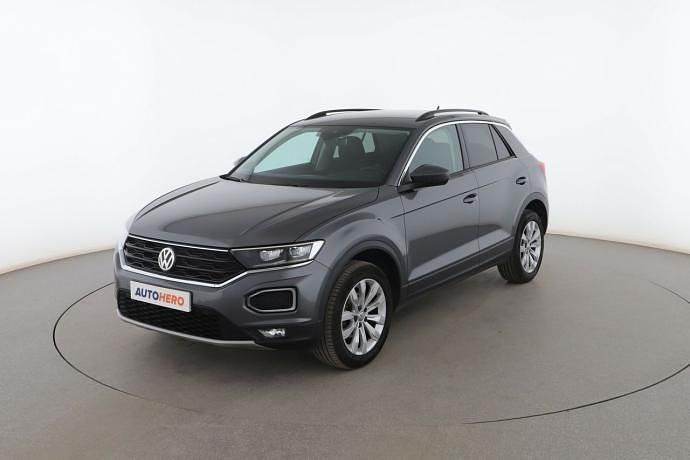 Gris Usado 2020 VW T-Roc Advance SUV | 22.599 € (Un poco caro) - Imagen 1/3