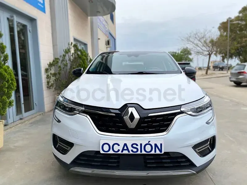 Usado Renault Arkana Zen 140 CV (102 kW) 2022 Blanco SUV