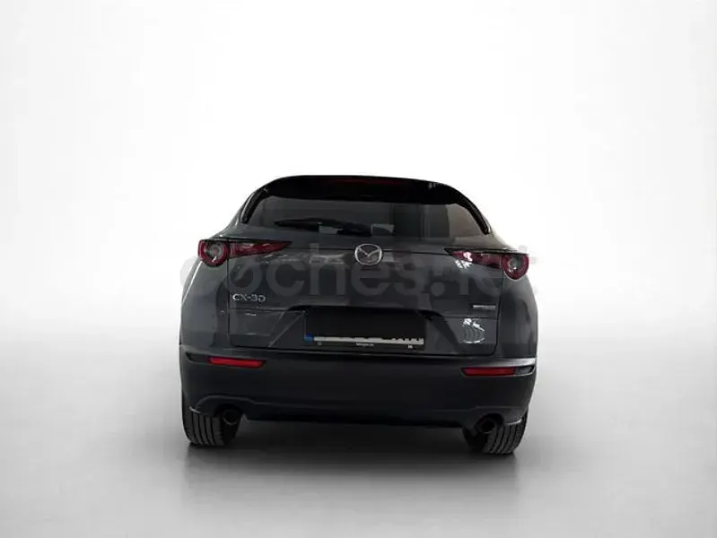 Usado Mazda CX-30 122 CV (89 kW) 2022 Gris / plata SUV