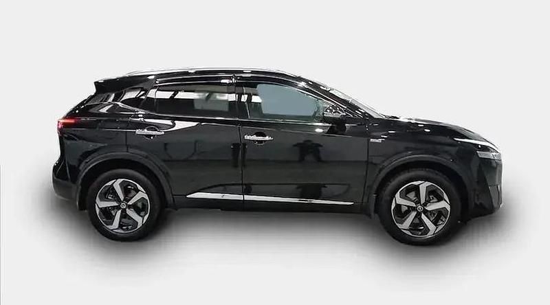 Usado Nissan Qashqai 158 CV (116 kW) 2021 Midnight black (metalizado) SUV