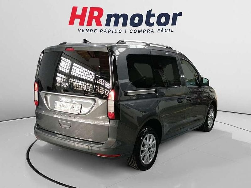 Usado Ford Tourneo Connect Titanium 122 CV (89 kW) 2023 Gris Monovolumen