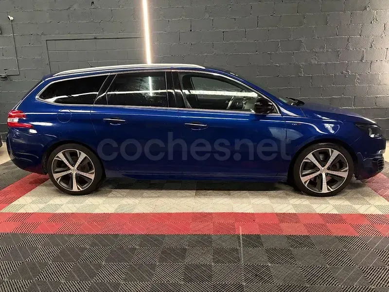 Usado Peugeot 308 SW GTi 180 CV (132 kW) 2015 Azul Familiar