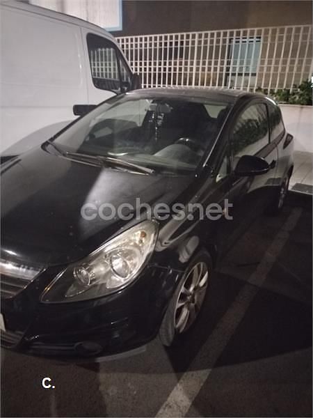Używany Opel Corsa Sport 90 KM (66 kW) 2009 Czarny Hatchback