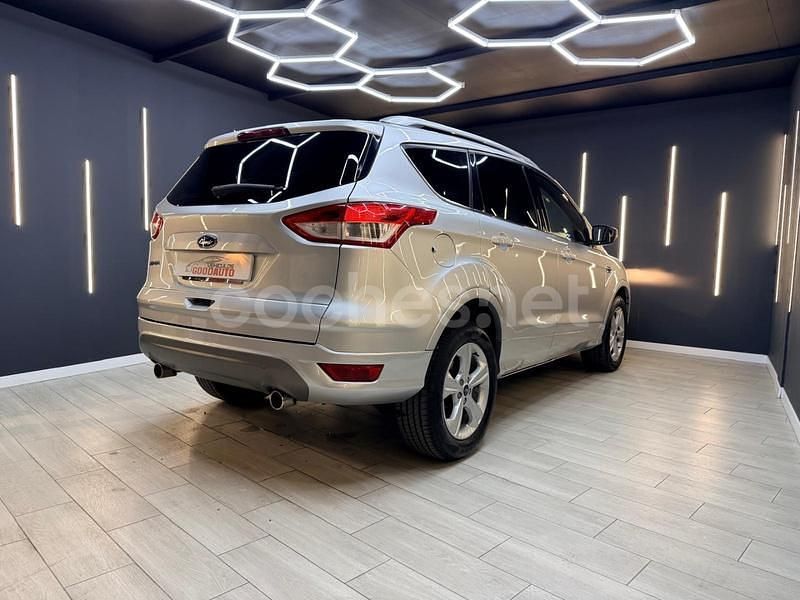 Usado Ford Kuga Titanium S 140 CV (102 kW) 2013 Gris / plata SUV