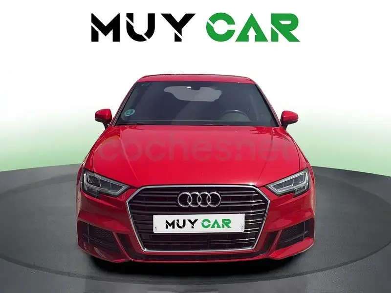 Usado Audi A3 S-Line 116 CV (85 kW) 2018 Rojo Berlina