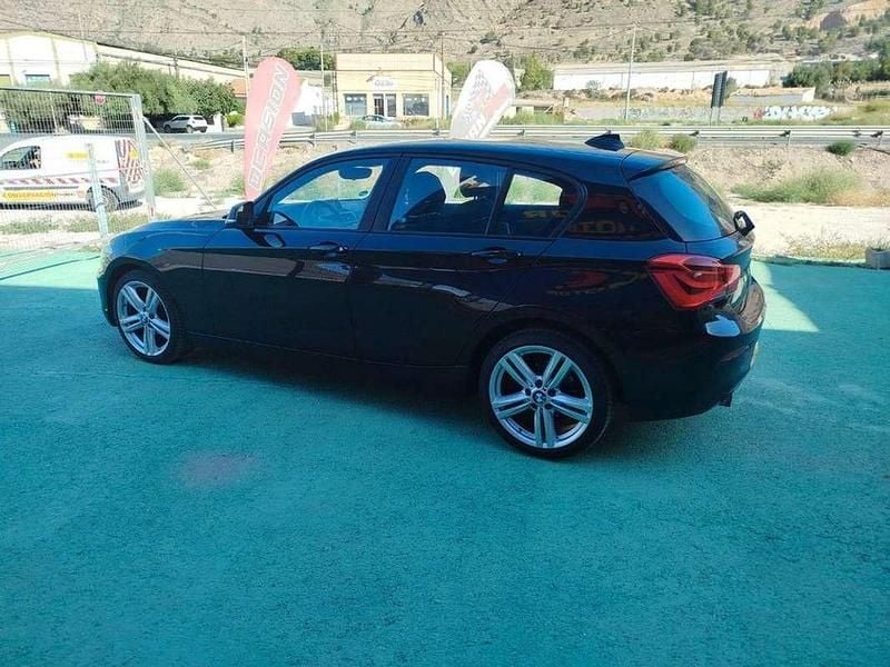 Usado BMW 116 109 CV (80 kW) 2024 Negro Utilitario