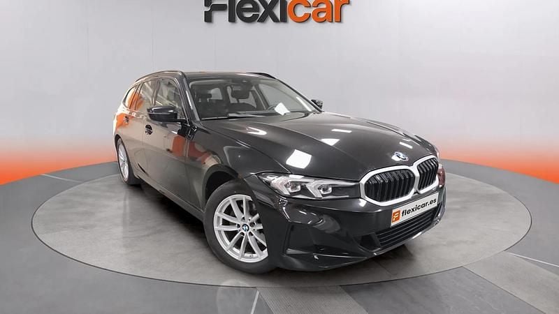 Usado BMW 320e 190 CV (139 kW) 2023 Negro Familiar
