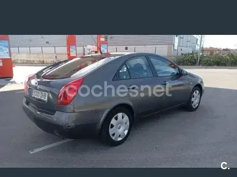 Usado Nissan Primera Visia 109 CV (80 kW) 2005 Gris / plata Berlina