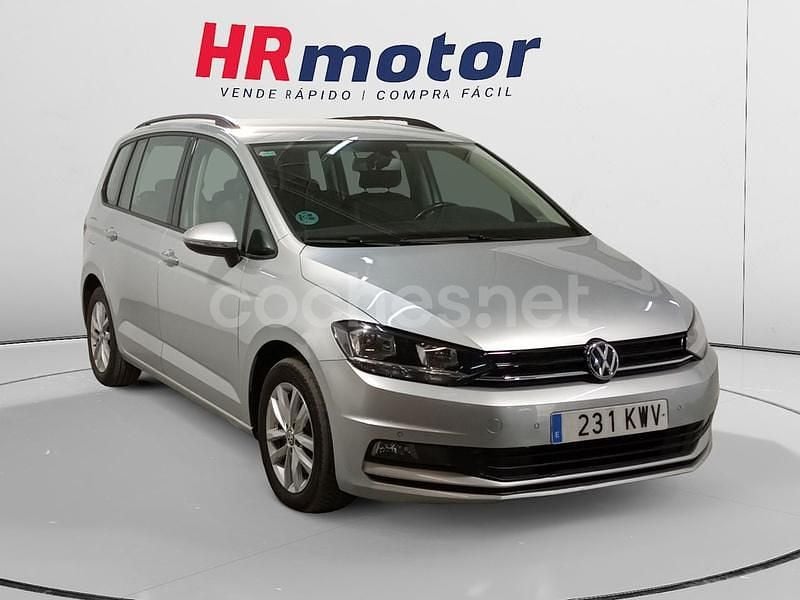 Gris / plata Usado 2019 VW Touran Edition Monovolumen | 19.510 € (Precio justo) - Imagen 1/4