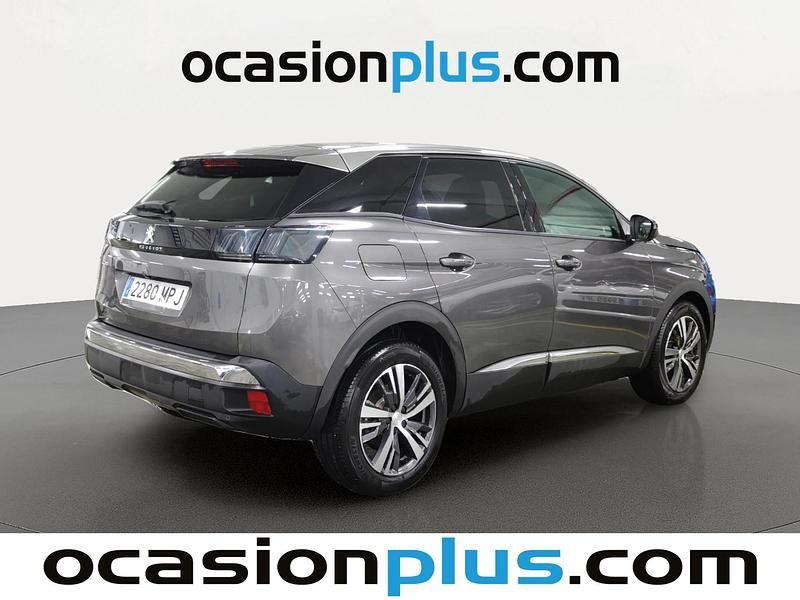 Usado Peugeot 3008 Allure 130 CV (95 kW) 2024 Gris SUV