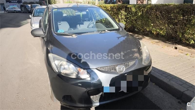 Gris / plata Usado 2009 Mazda 2 Active Berlina | 4500 € (Precio justo) - Imagen 1/4