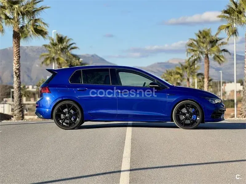 Usado VW Golf VIII R 320 CV (235 kW) 2023 Azul Berlina