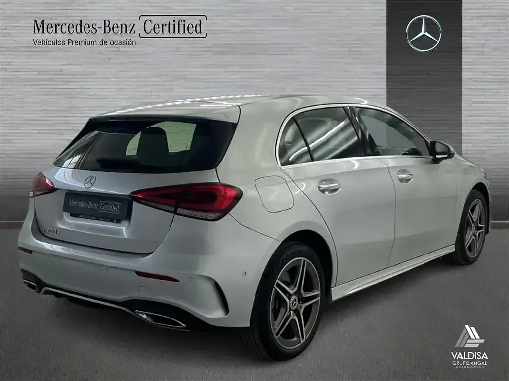 Usado Mercedes A250 AMG line 218 CV (160 kW) 2022 Gris