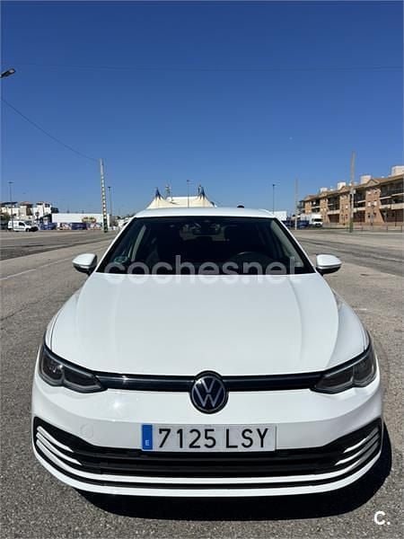 Usado VW Golf VIII 115 CV (84 kW) 2021 Blanco Berlina