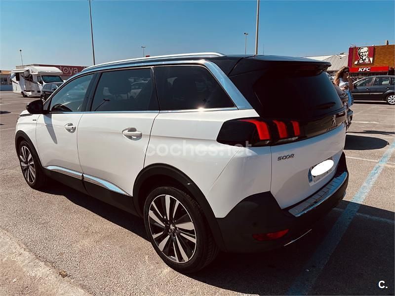 Usado Peugeot 5008 GT-line 130 CV (95 kW) 2019 Blanco Monovolumen