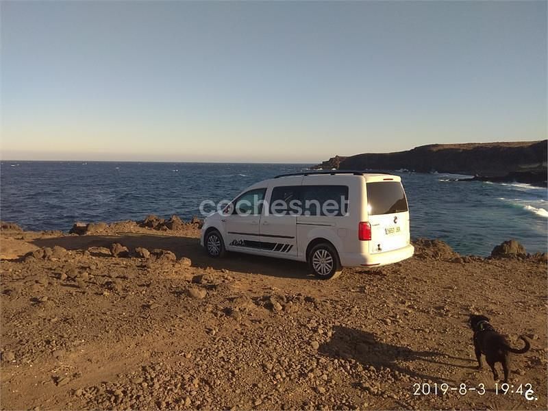 Usado VW Caddy Trendline 102 CV (75 kW) 2016 Blanco Monovolumen