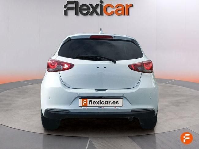 Usado Mazda 2 90 HP (66 kW) 2020 Branco