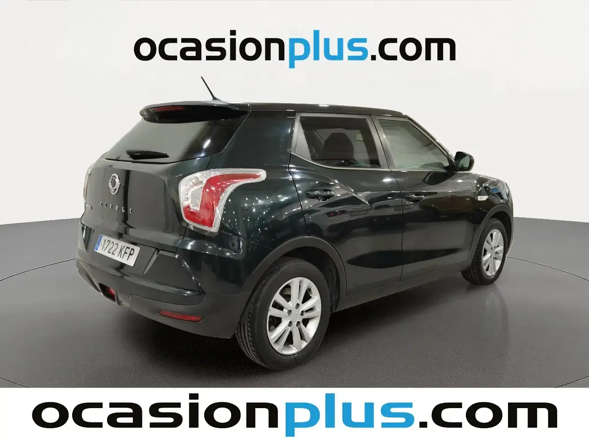 Usado SsangYong Tivoli 116 CV (85 kW) 2017 Negro SUV