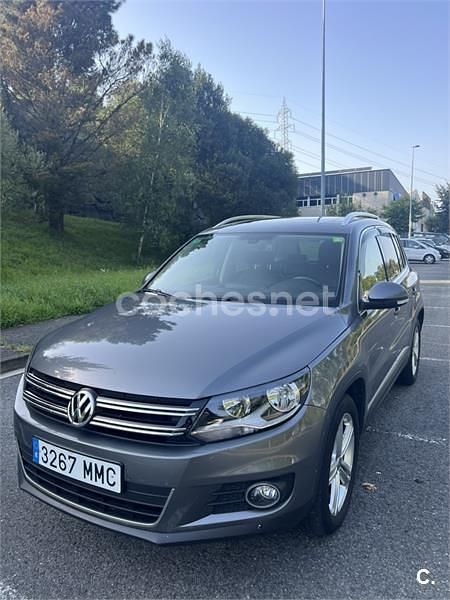 Usado VW Tiguan Sport 140 CV (102 kW) 2014 Gris / plata SUV