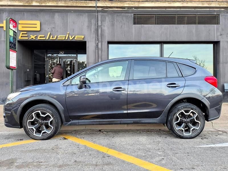 Negro Usado 2016 Subaru XV SUV | 12.999 € (Precio justo) - Imagen 1/4