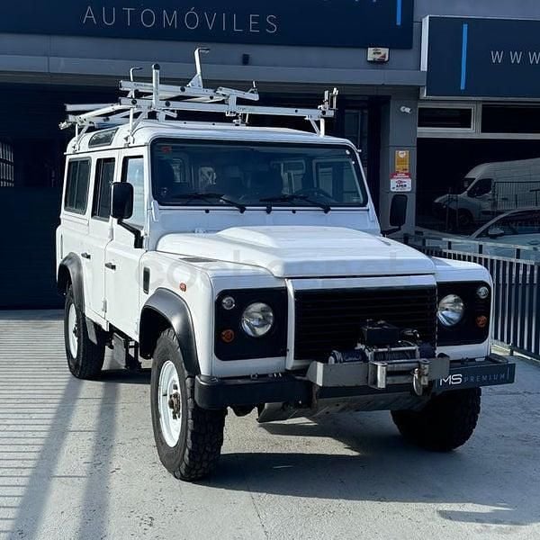 Usado Land Rover Defender 122 CV (89 kW) 2013 Blanco Familiar