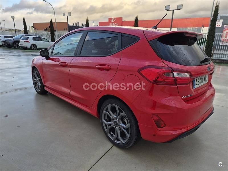 Usado Ford Fiesta Vignale 140 CV (102 kW) 2018 Rojo Utilitario