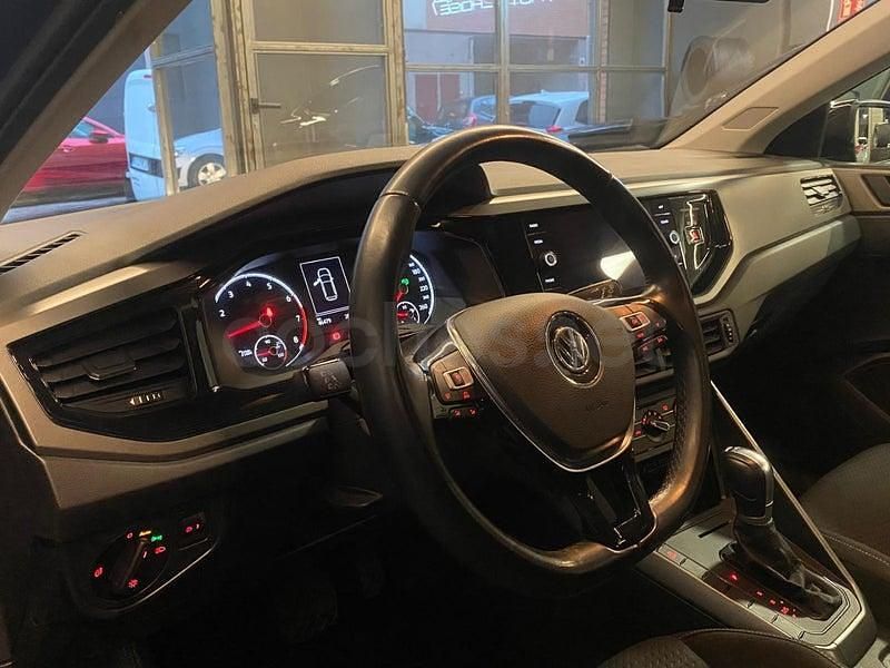 Usado VW Polo Advance 95 CV (69 kW) 2018 Negro Utilitario