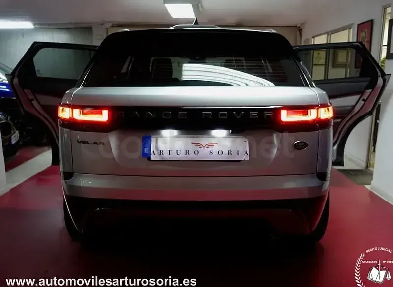 Usado Land Rover Range Rover Velar R-Dynamic 250 CV (183 kW) 2018 Gris / plata SUV