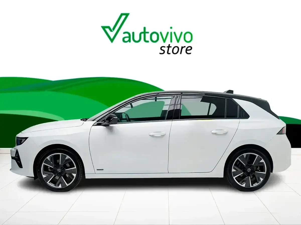 Usado Opel Astra 114 kW (156 CV) 2023 Blanco Utilitario