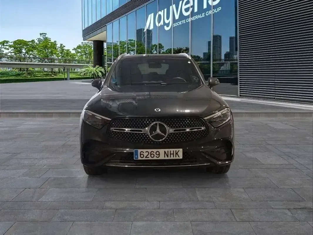 Usado Mercedes GLC300e 313 CV (230 kW) 2025 Gris SUV