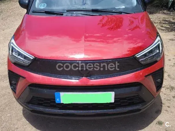 Usado Opel Crossland GS Line 110 CV (80 kW) 2022 Rojo SUV