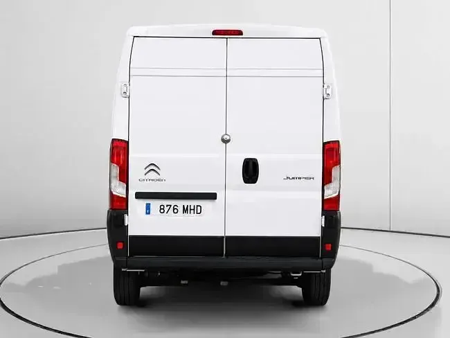 Usado Citroën Jumper 140 CV (102 kW) 2023 Blanco Monovolumen