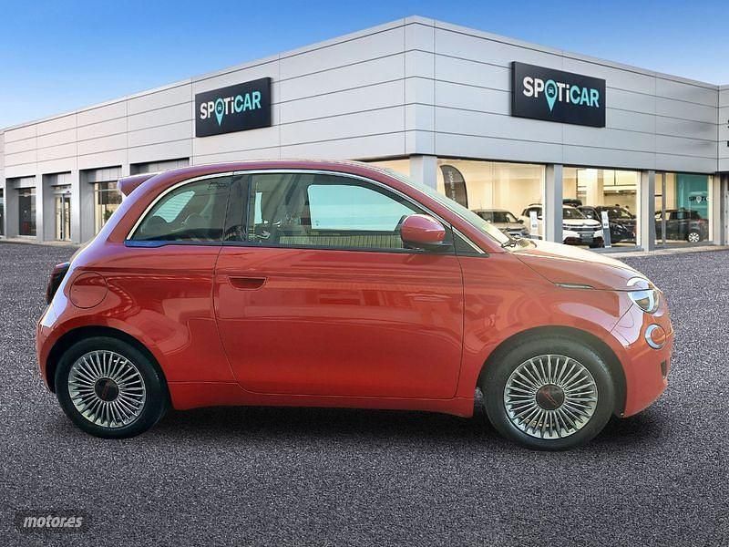 Usado Fiat 500e Red 86 kW (118 CV) 2023 Rojo Berlina