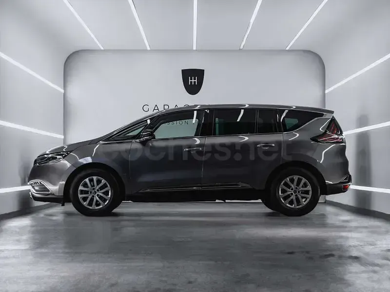 Usado Renault Espace Life 131 CV (96 kW) 2016 Gris / plata Monovolumen