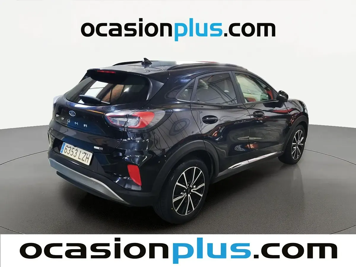 Usado Ford Puma Titanium 125 CV (91 kW) 2022 Negro SUV