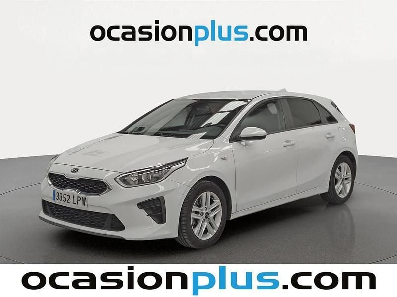 Usado Kia Ceed 100 CV (73 kW) 2021 Blanco Utilitario