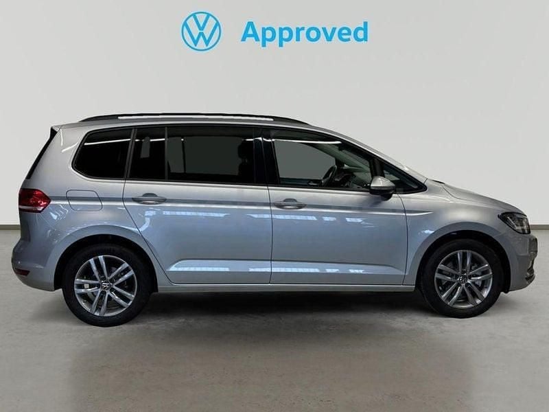 Usado VW Touran 150 CV (110 kW) 2025 Gris / plata Monovolumen