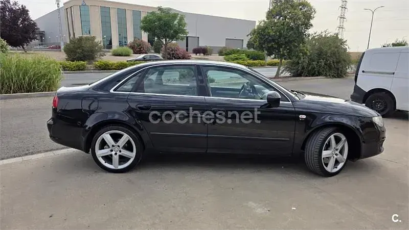 Usado Seat Exeo Style 143 CV (105 kW) 2012 Negro Berlina