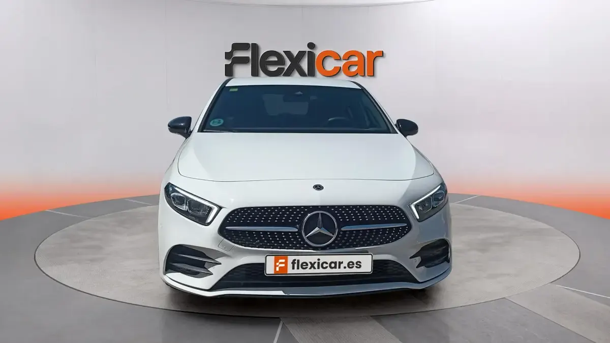 Usado Mercedes A180 136 CV (100 kW) 2022 Blanco Berlina