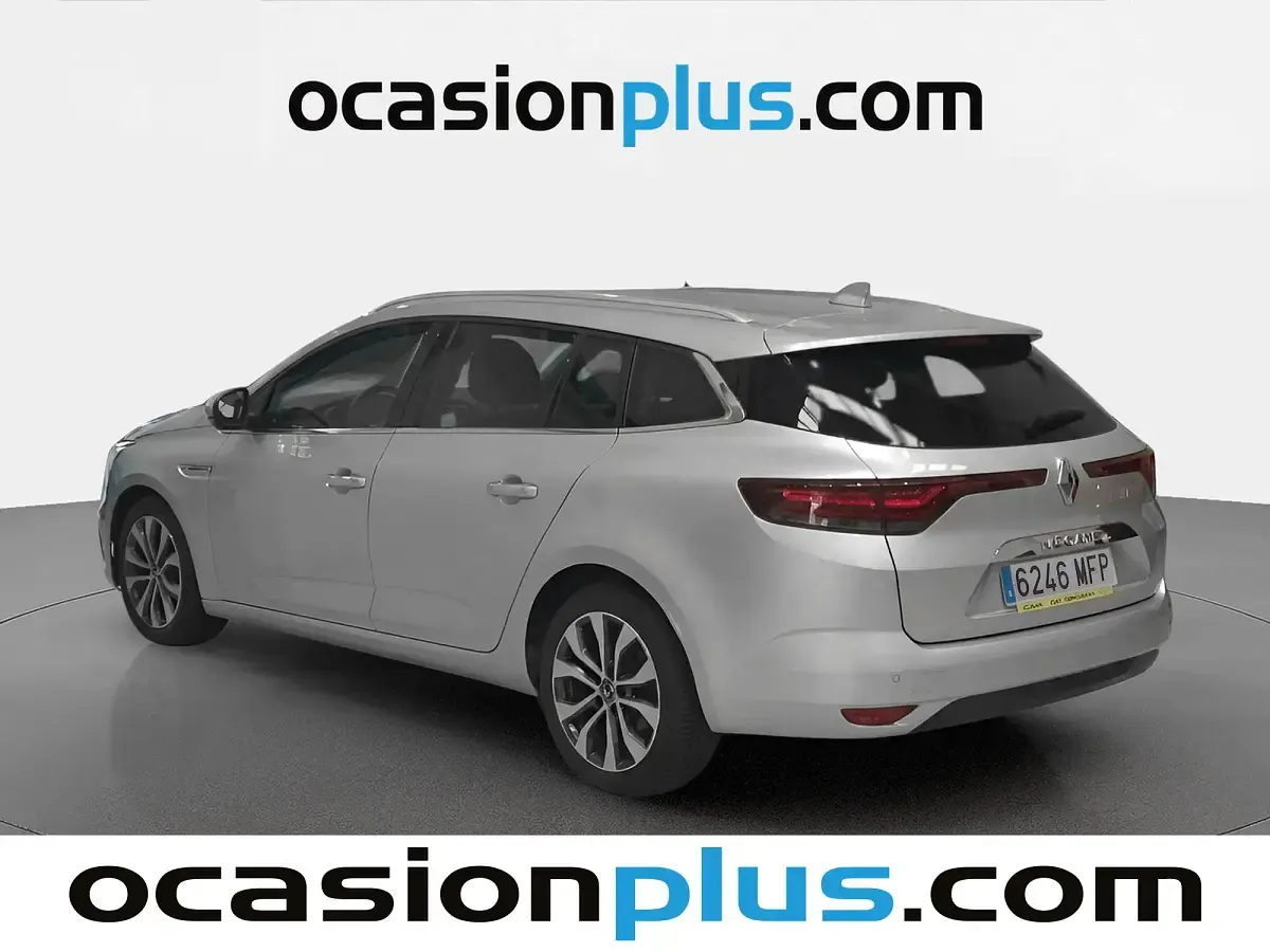 Usado Renault Mégane II Techno 140 CV (102 kW) 2023 Gris plata Berlina