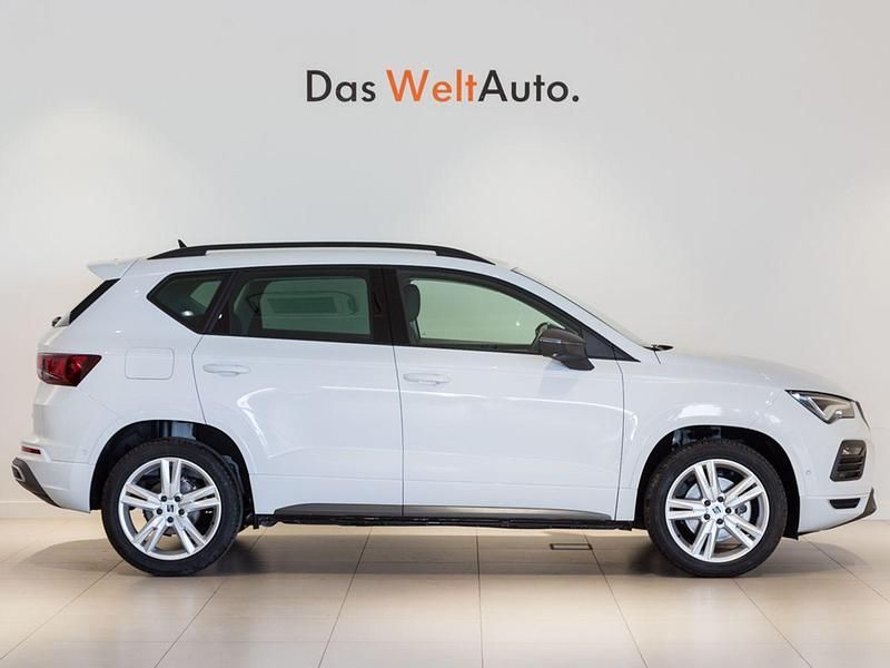 Usado Seat Ateca FR 150 CV (110 kW) 2023 Blanco SUV