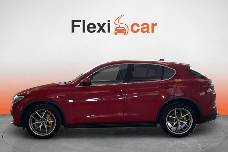 Usado Alfa Romeo Stelvio Executive 210 CV (154 kW) 2019 Granate SUV