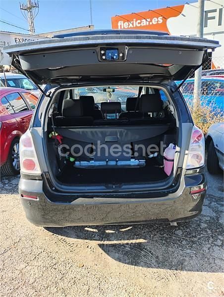 Usado Toyota Corolla Verso Sol 129 CV (94 kW) 2009 Negro Monovolumen