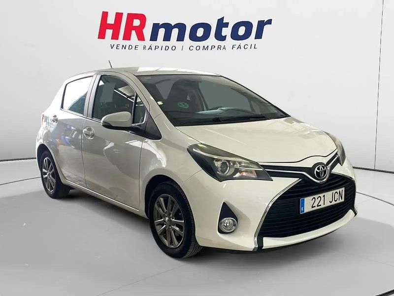 Usado 2015 Toyota Yaris Active | 8990 € (Buen precio) - Imagen 1/4